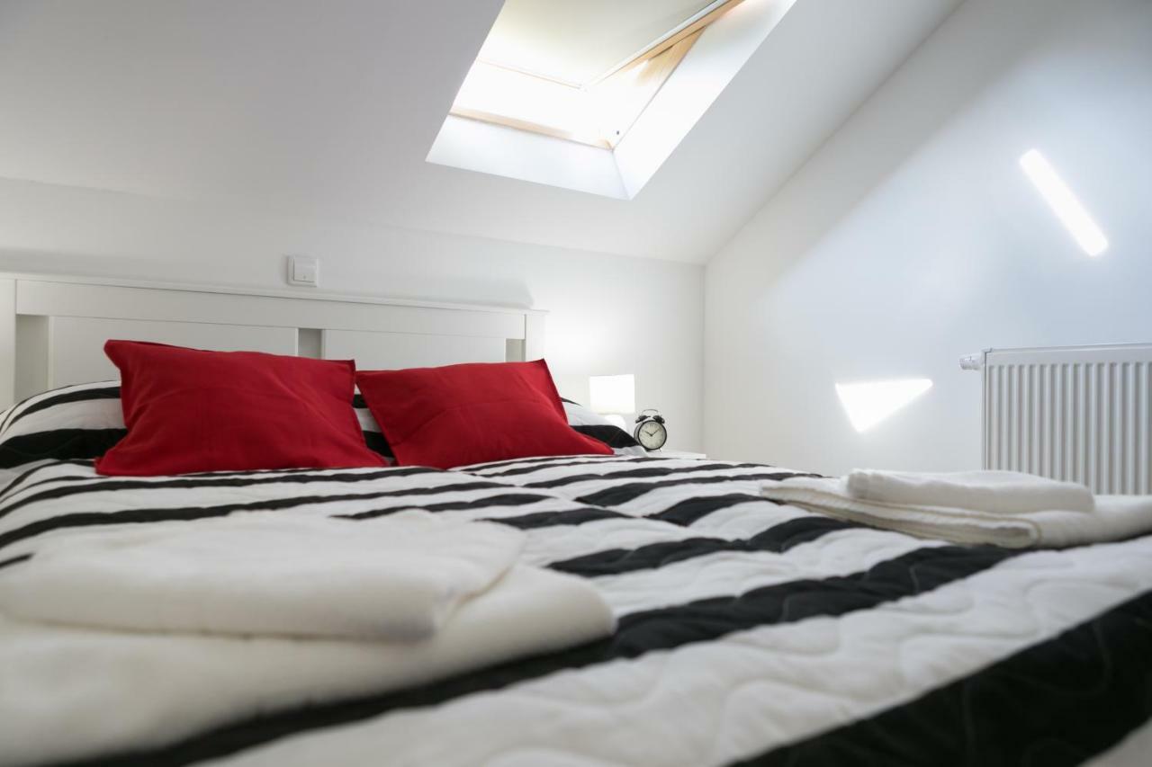 House Smolcic Lägenhet Otočac Exteriör bild